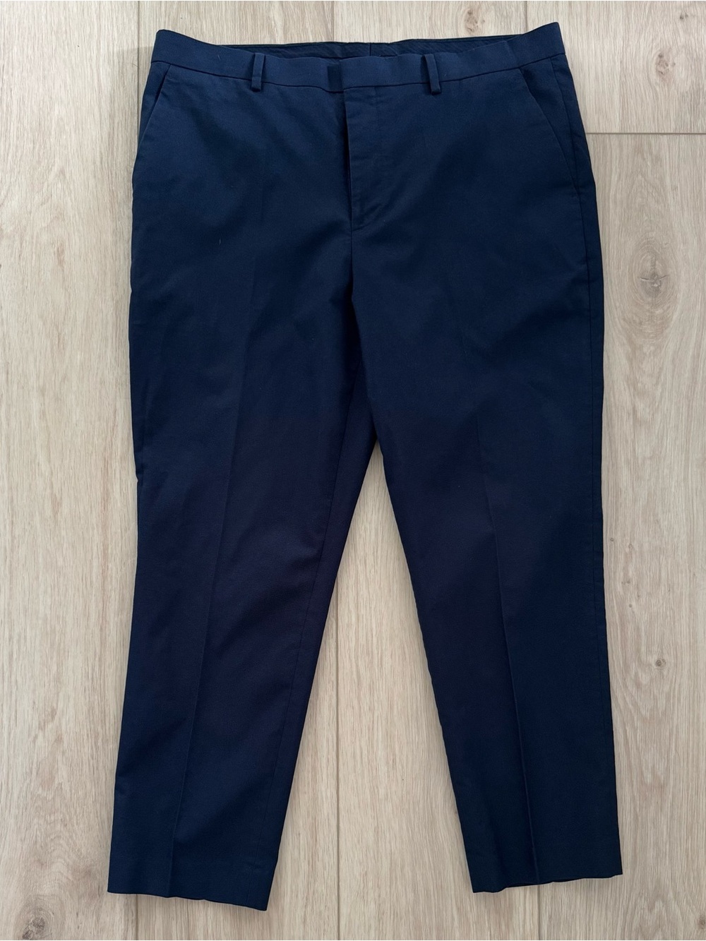 36x27 Men’s Express navy blue hemmed dress pants shorter length EUC